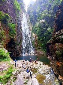 解密中崆死亡峡谷之谜的封面