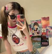 秀气的女神在做PPT的头像